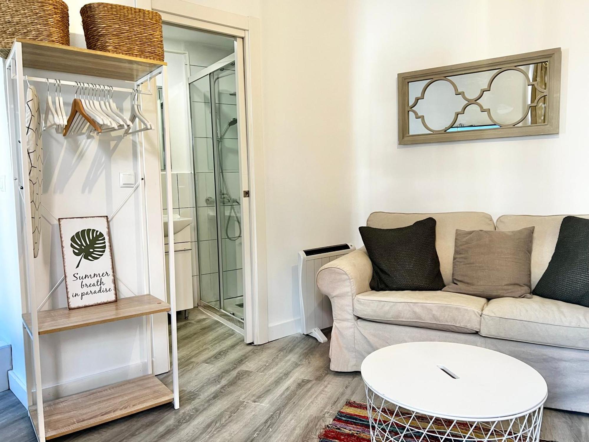 Estudio Puerta Cerrada Apartment Madrid Exterior photo